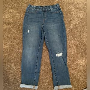 Judy Blue Pull-On Destroyed Boyfriend/ size 9/29